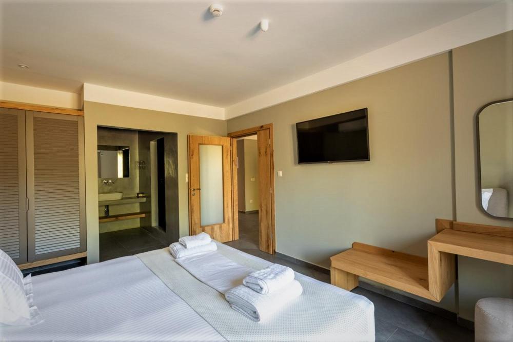 Diapori Suites Hotel Кардамили Экстерьер фото