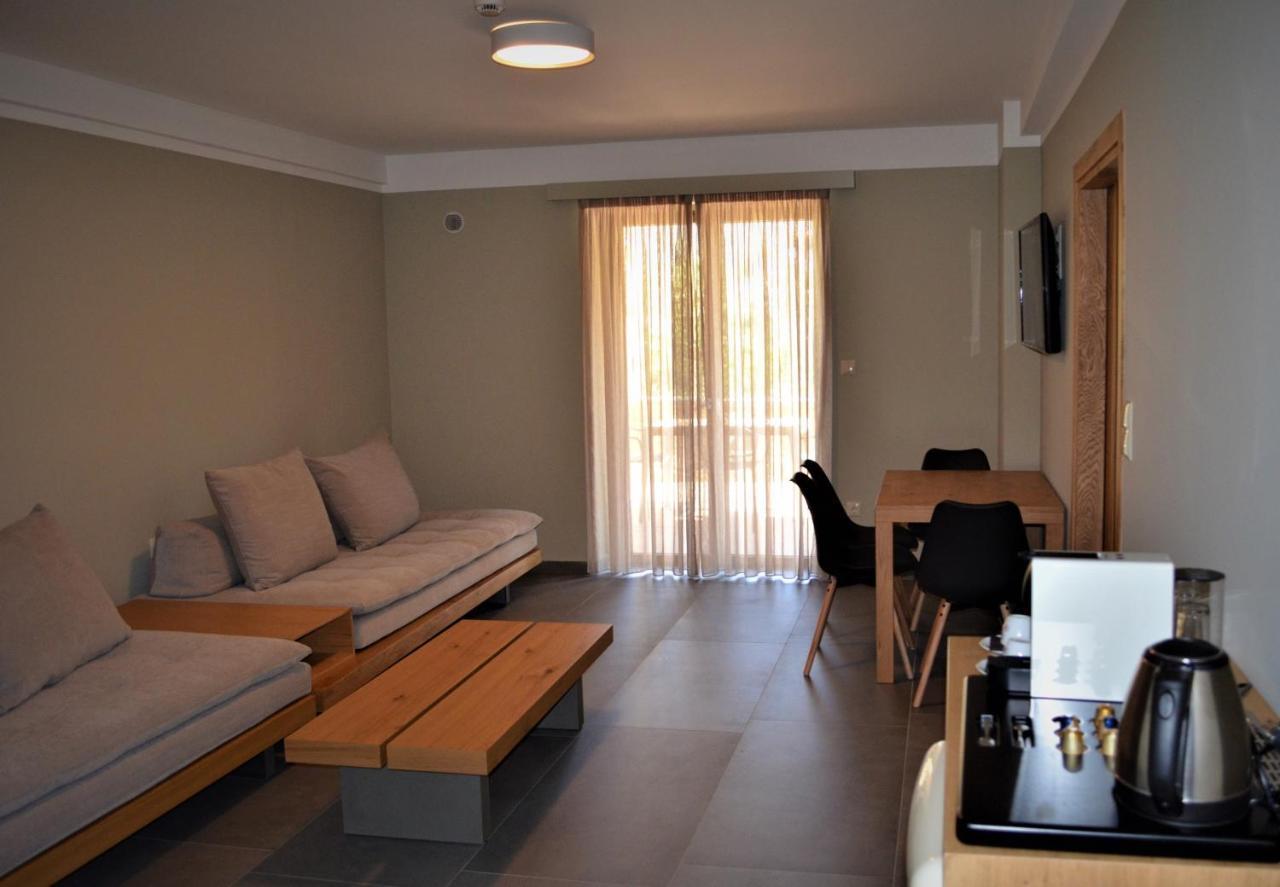 Diapori Suites Hotel Кардамили Экстерьер фото