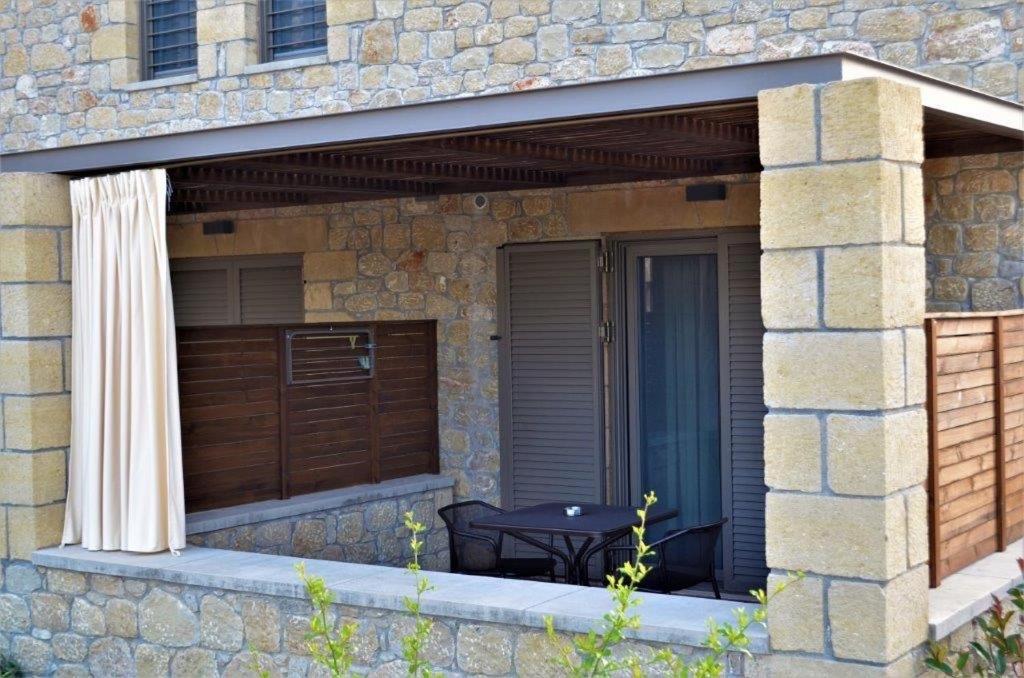 Diapori Suites Hotel Кардамили Номер фото